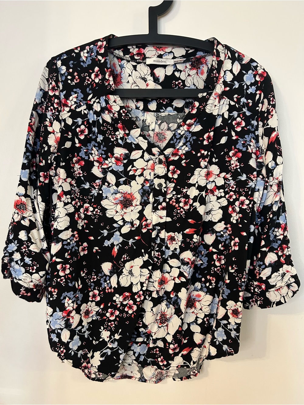 mandee Women’s Black Floral V-Neck Blouse with Ivory & Red Accents Size L